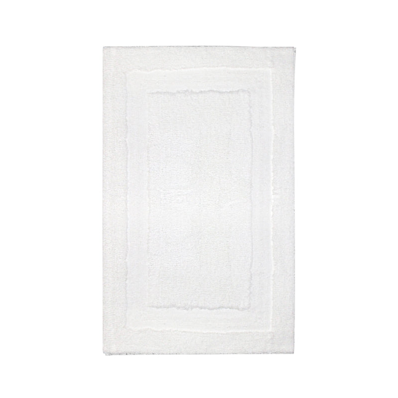 alt="Full details of white modena microfibre bath mat featuring its soft intricate design"