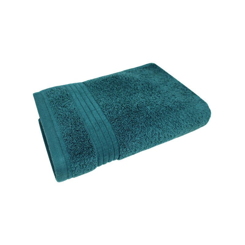 alt="Close-up image of a premium green hand towel, showcasing details and high-quality craftsmanship in the front view."