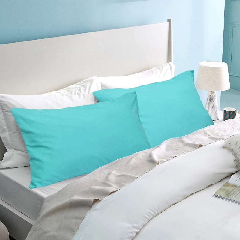 alt="Hypoallergenic and naturally anti bacterial teal king pillowcase crafted from a soft 100% polyester"