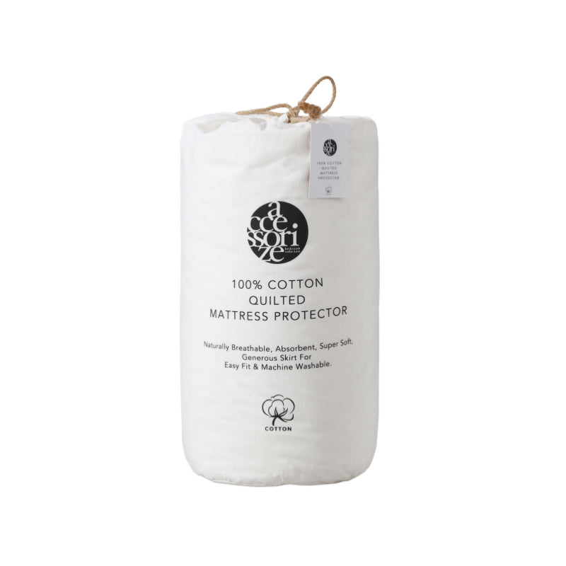 alt="Front view packaging of a premium natural cotton mattress protector"