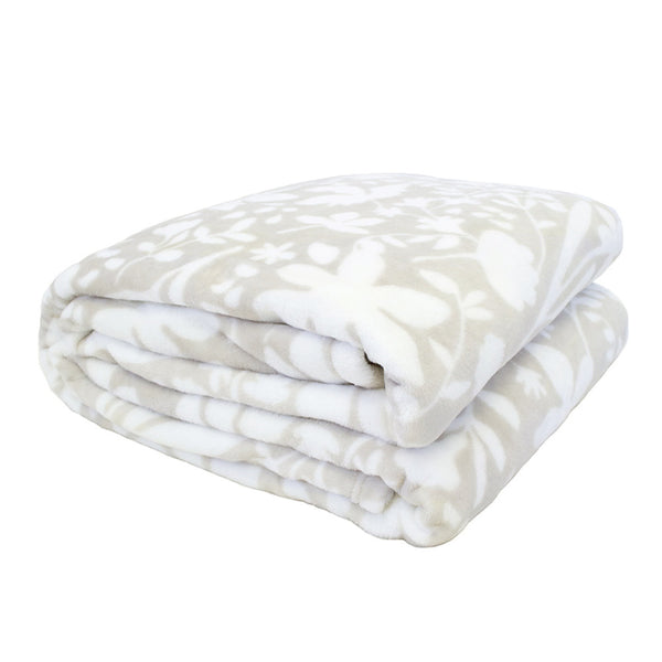 Luxurious natural blanket with a two-tone floral pattern, super soft and silky fabric, perfect for adding warmth to the bed. Machine washable.