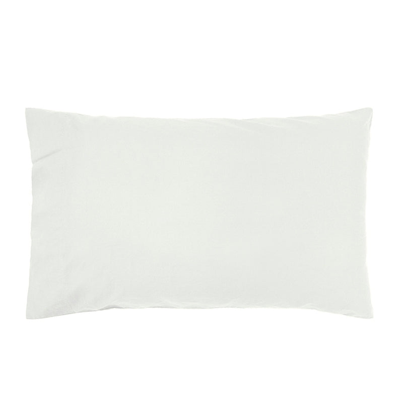 alt="A beautiful plain white cotton pillowcase"