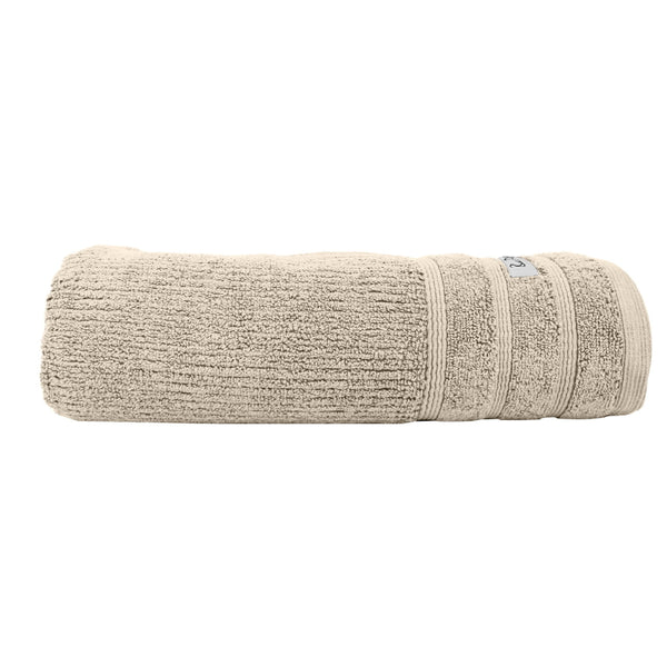 alt="Zoom in details of desert Bath towel featuring its finest Egyptian cotton and high level of softness."