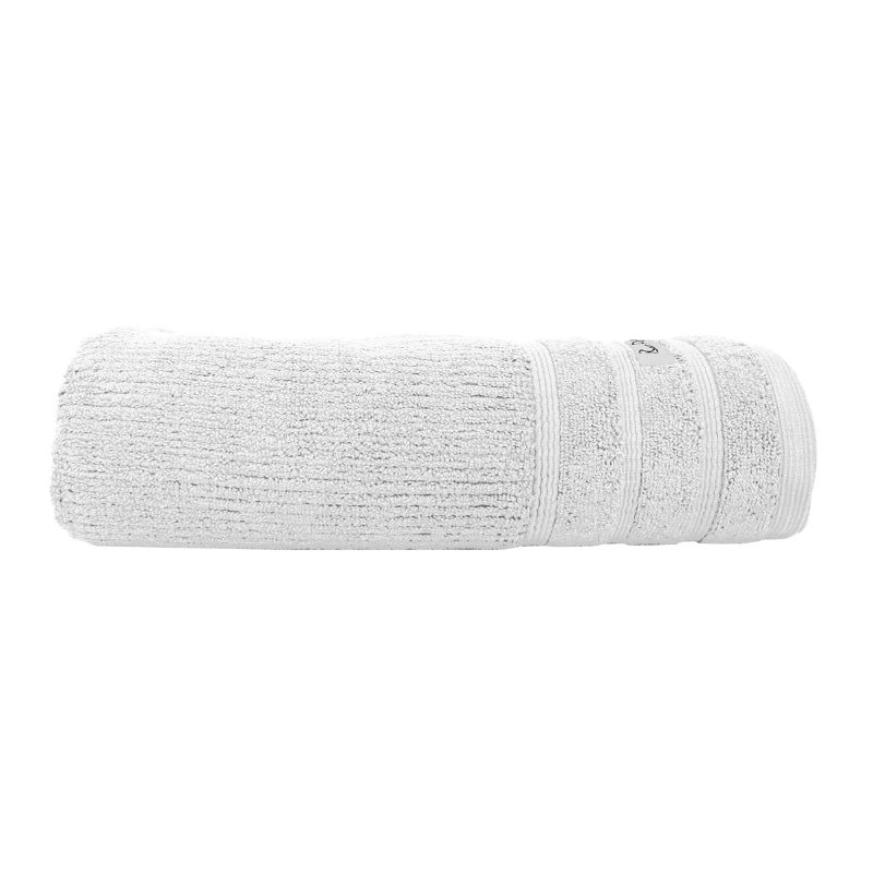 alt="Zoom in details of white bath towel featuring its finest egyptian cotton and high level of softness."