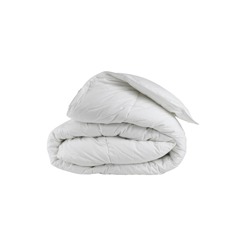 An eco-friendly statement of sustainability and comfort in a minimalistic Repreve Ecofresh Quilt.