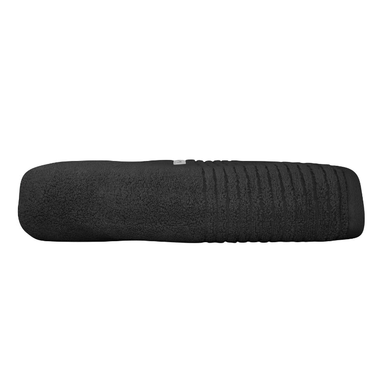 alt="Side details of eclipse bath sheets featuring its softness and high quality cotton."