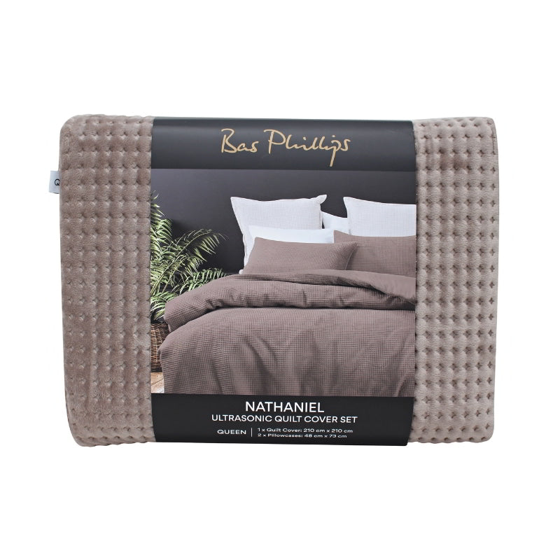 alt="Front details of a nice package of luxurious quilt cover set in a brown hue will add cosiness to your bedroom."