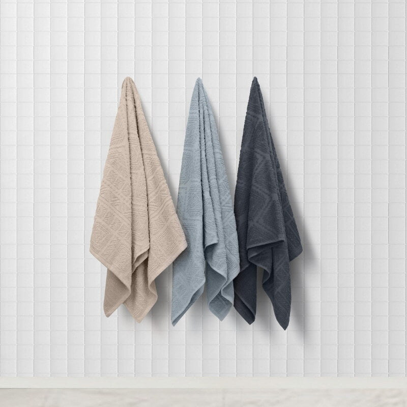 alt="Persia hand towels in three elegant colour variations"