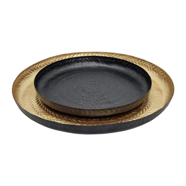 alt="A gold and black trays set of 2 featuring a sophisticated zig-zag pattern"