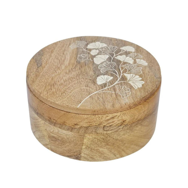 alt="Full details of a natural round trinket box featuring hand-carved ginkgo leaf design"
