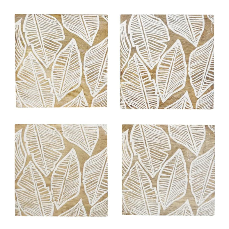 alt="Front photo detail of natural coaster set of 4 featuring feauturing a handcrafted delicate leaf design from high-quality mango wood"