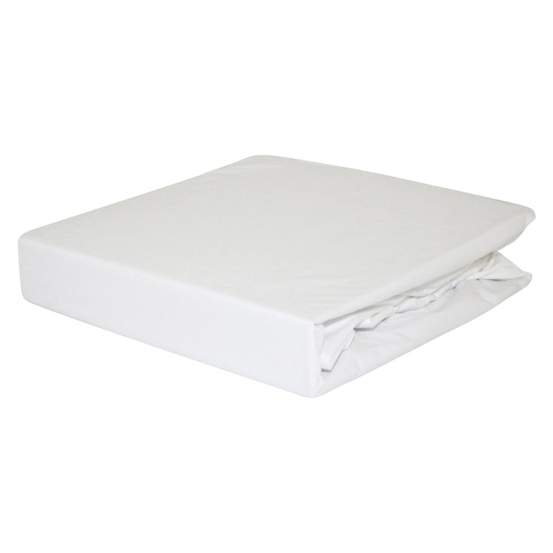  alt="The actual photo of white bamboo mattress protector featuring its minimal and inviting softness" 