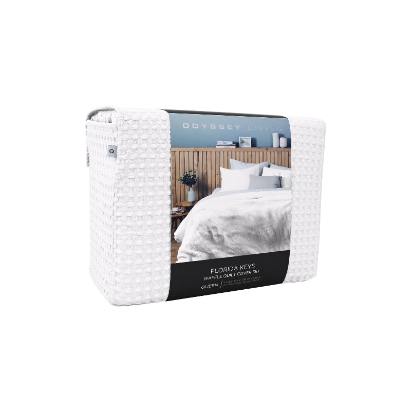 Front side packaging details of a luxurious quilt cover set in a white colour scheme featuring a modern texture.