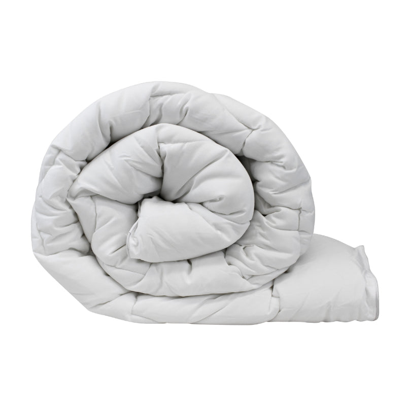 alt="Bamboo fibre quilts are absorbent, breathable and naturally hypoallergenic"