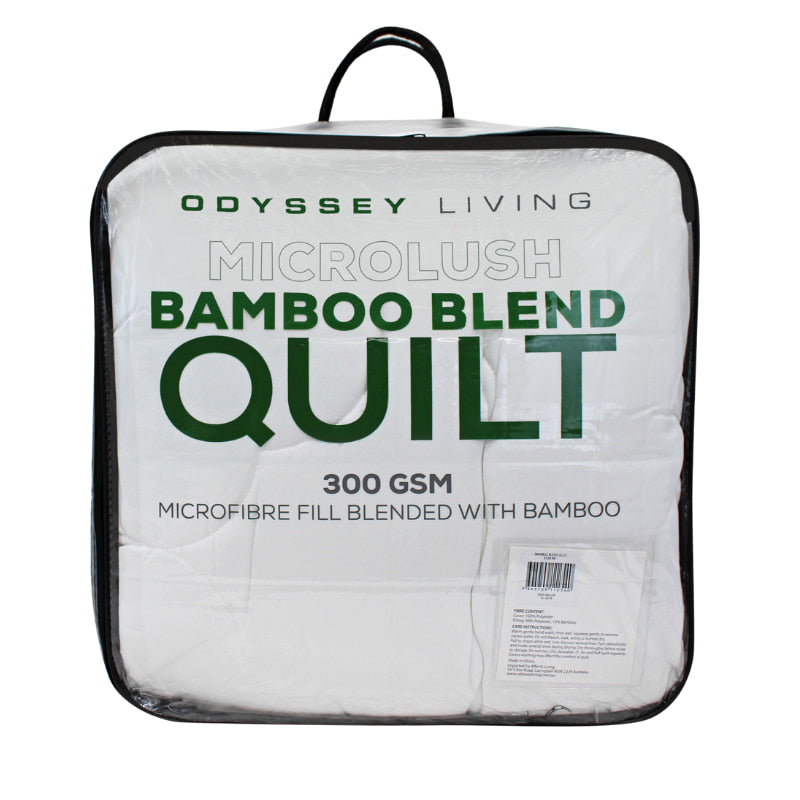 alt="Back details of a nice package of a Bamboo fibre quilts are absorbent, breathable and naturally hypoallergenic"