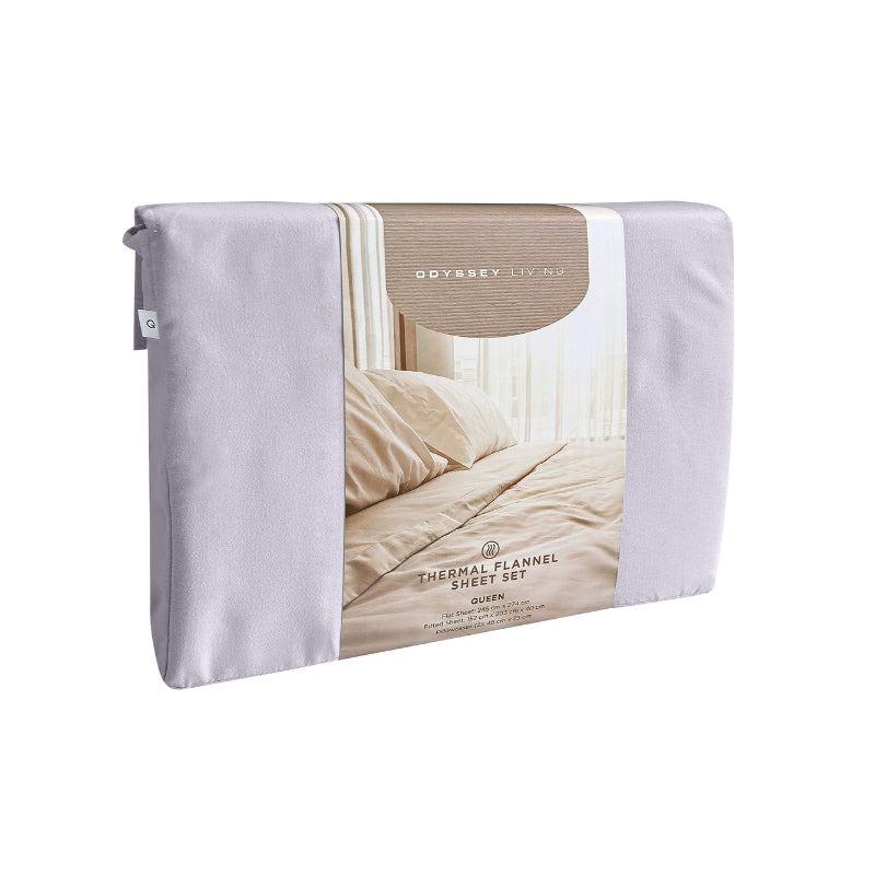 Side packaging details of a clean and classic lilac bed with matching sheets and pillows, made of 100% microfibre for a soft and warm feel.