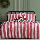 Christmas-themed quilt cover set creating a bright and joyful bedroom.