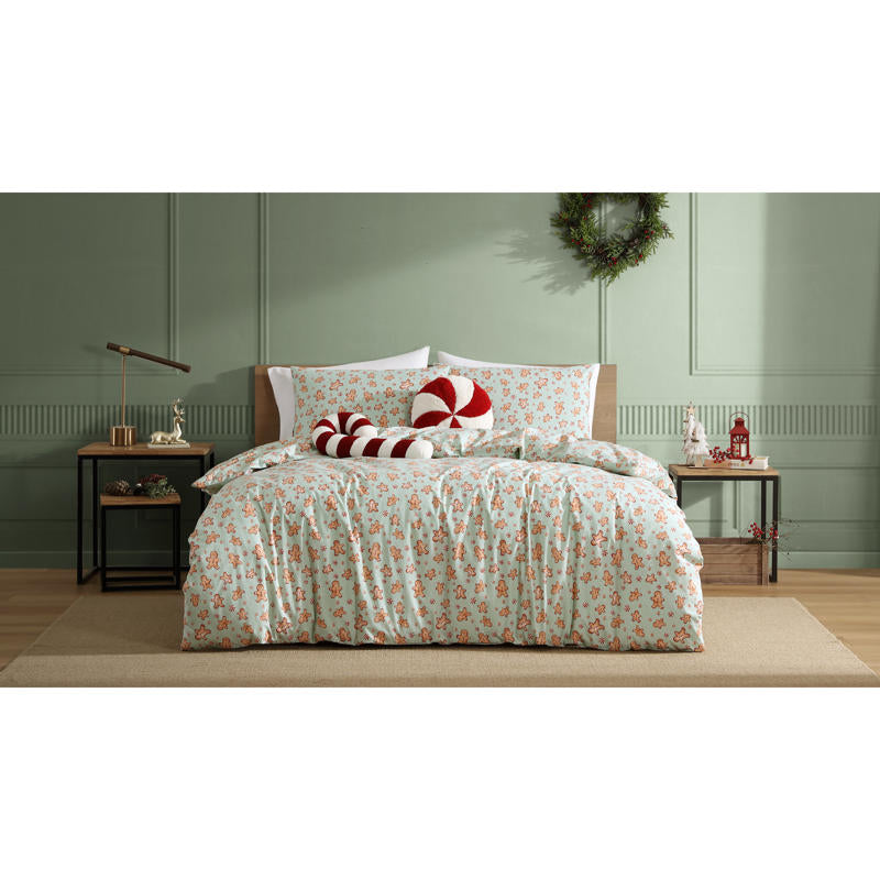 Festive quilt cover set creating a cheerful Christmas-themed bedroom.