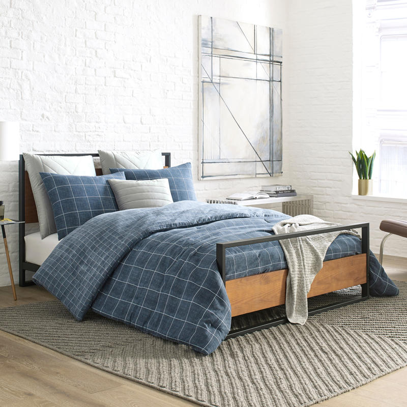 Kenneth Cole Holden Grid Indigo Quilt Cover Set