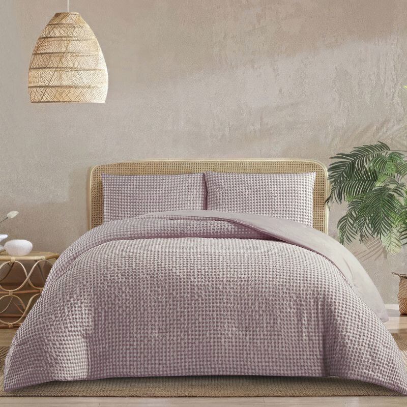 Morgan and Reid Gingham Berry Tart Comforter Set