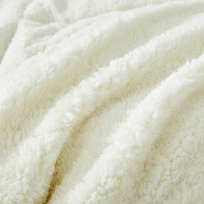Morgan and Reid Ivory Snuggle Fleece Pillowcase Pair