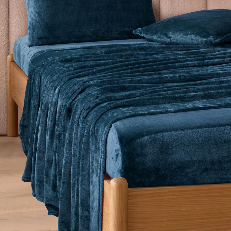 Morgan and Reid Winter Microplush Sheet Set
