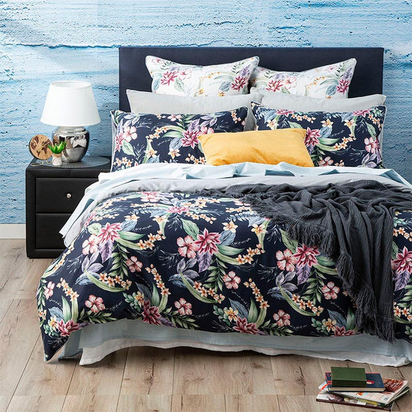 Renee Taylor 300 Thread Count Cotton Reversible Veronica Quilt Cover Set