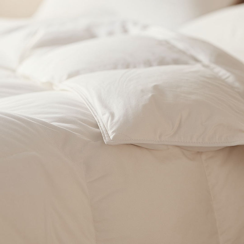 Sienna Living Winter 80% Duck Down 20% Duck Feather Quilt