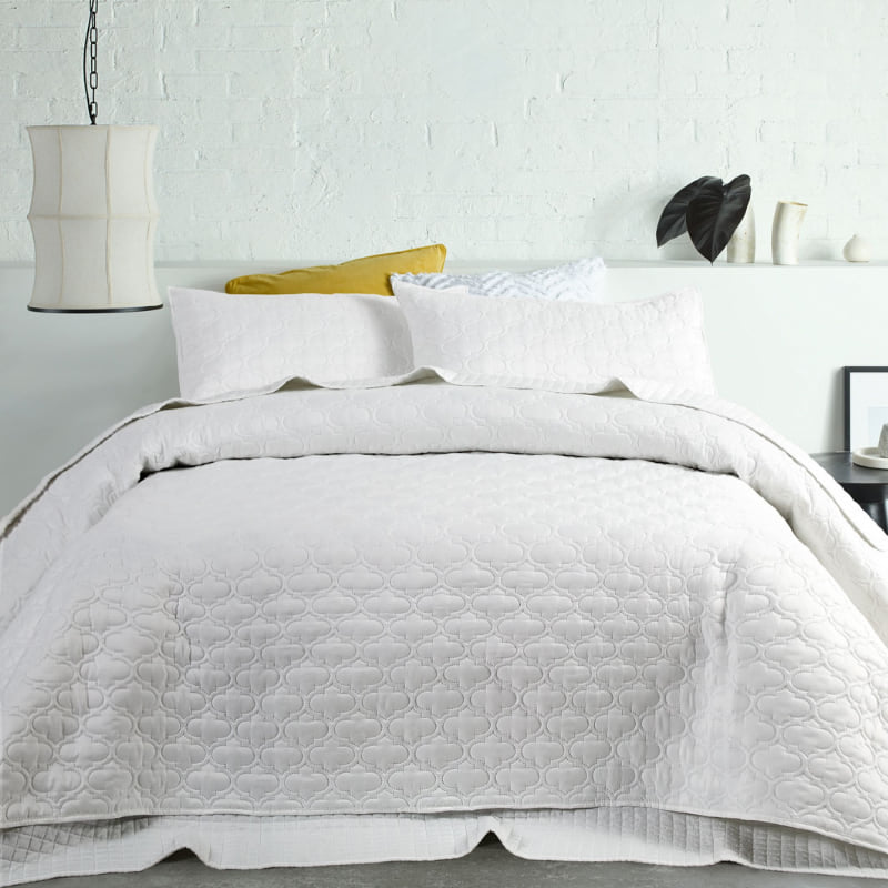 Accessorize Opaco White Coverlet Set (6719769018412)