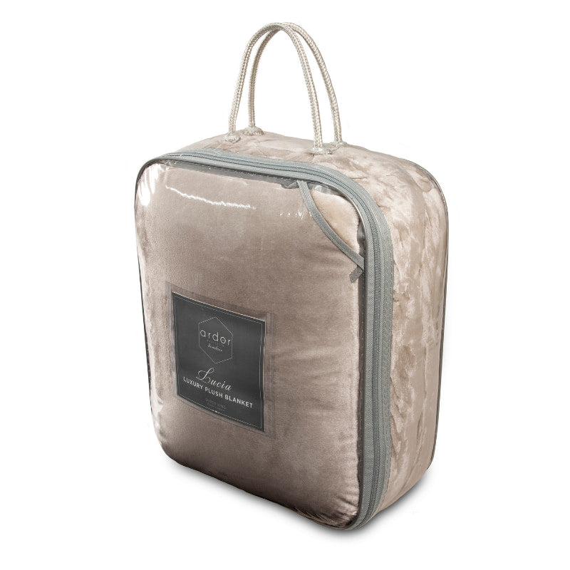 Ardor Boudoir Lucia Luxury Plush Velvet Blanket (6660409884716)