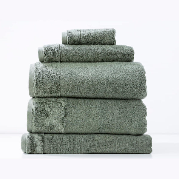 Renee Taylor Aireys Bath Towel (6757269045292)