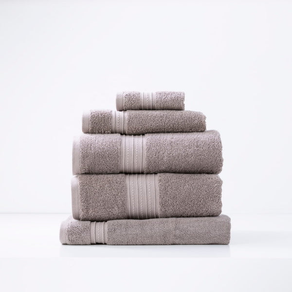 Renee Taylor Brentwood Low Twist 5 Piece Whisper Towel Pack (6626583838764)