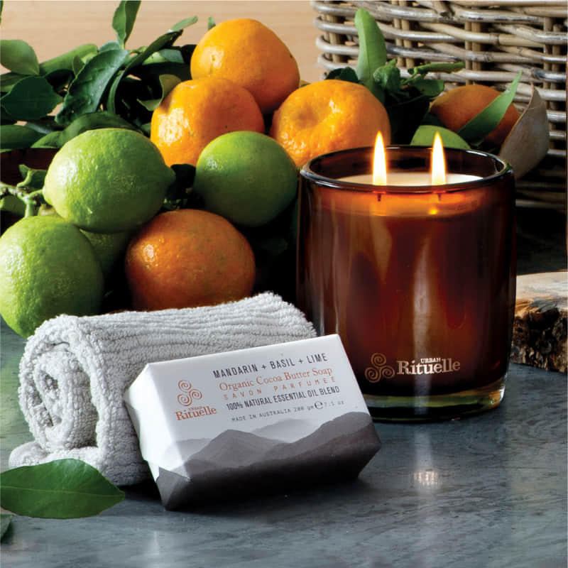 Urban Rituelle Mandarin, Basil & Lime Essential Oils Candle 400gm (6672522149932)