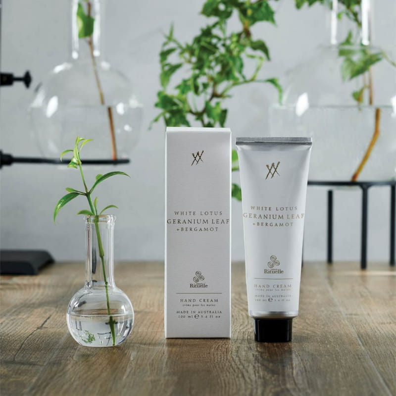 Urban Rituelle White Lotus, Geranium Leaf & Bergamot Hand Cream (6672563109932)