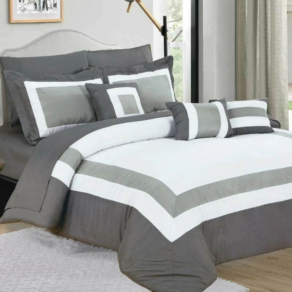 The chic grey comforter set of the Home Fashion is composed of high-quality polyester for the utmost in comfort and style.