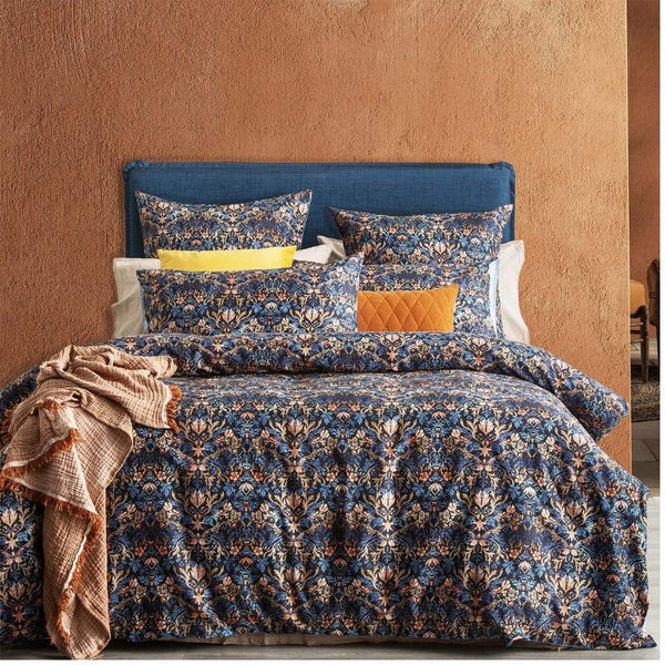 Renee Taylor 300 Thread Count Cotton Reversible Blackthorn Quilt Cover Set