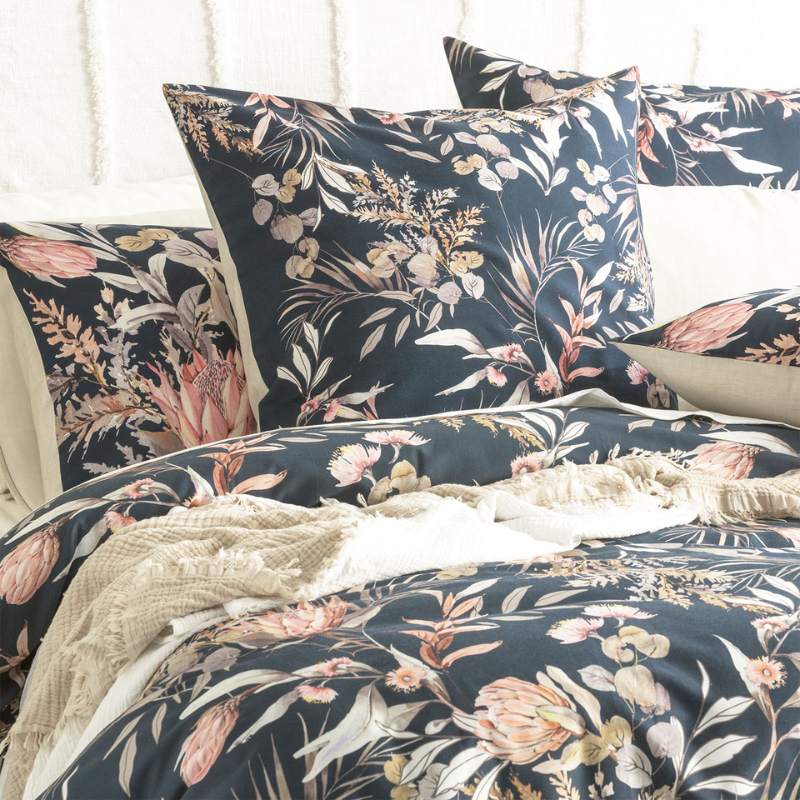 Renee Taylor 300 Thread Count Cotton Reversible Waratah Midnight Quilt Cover Set